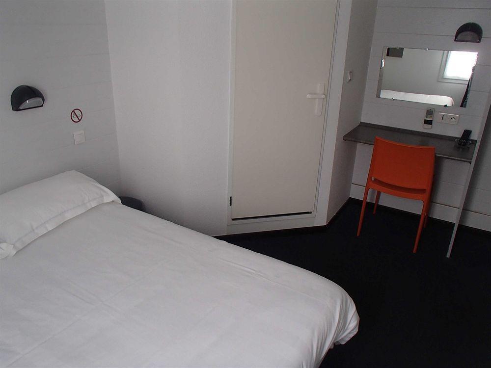 Brit Hotel Essentiel Albi Parc Des Expos Le Sequestre Exteriér fotografie